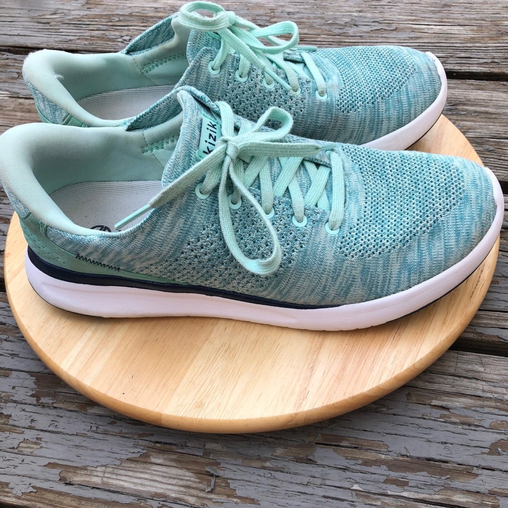 Kizik Lima Sneakers Green Womens 11 Mens 9.5 Spearmint Hands Free Knit Shoes